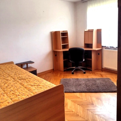 Oddam sobo študentki LJ-Bežigrad, nekadilka
