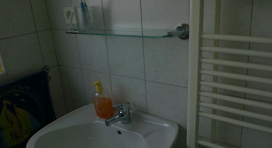 Oddam enoposteljno sobo